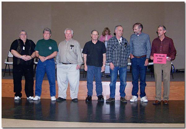 40_year_pin.jpg