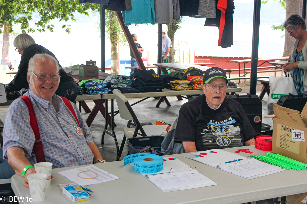 2012_Seattle_Picnic-2.jpg (1)