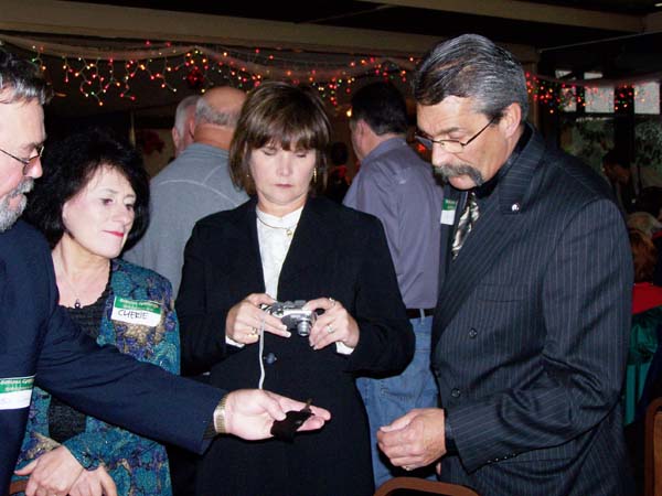 2007_xmas_retirees_14.jpg