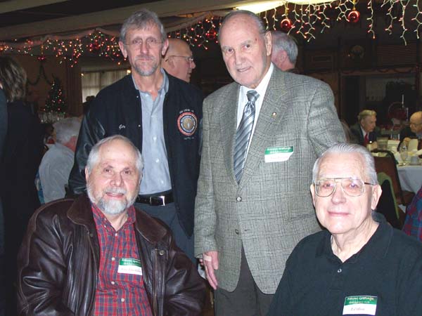 2007_xmas_retirees_19.jpg