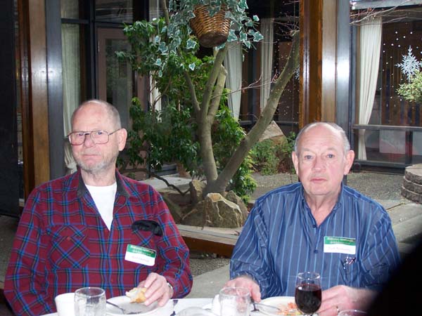 2007_xmas_retirees_23.jpg