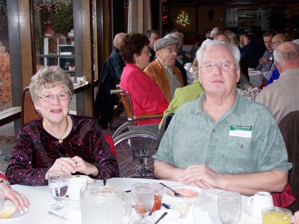 2007_xmas_retirees_25.jpg
