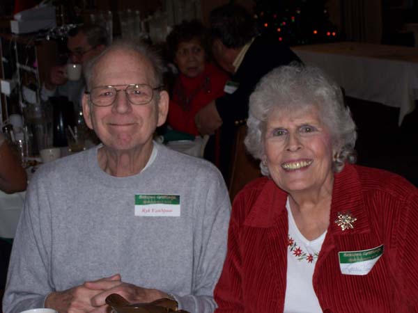 2007_xmas_retirees_40.jpg