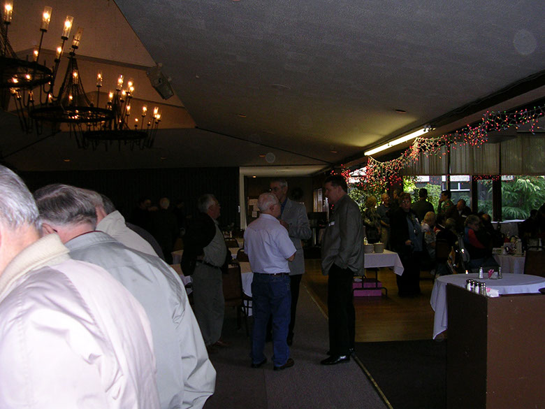2008Xmas_Retirees_03.jpg