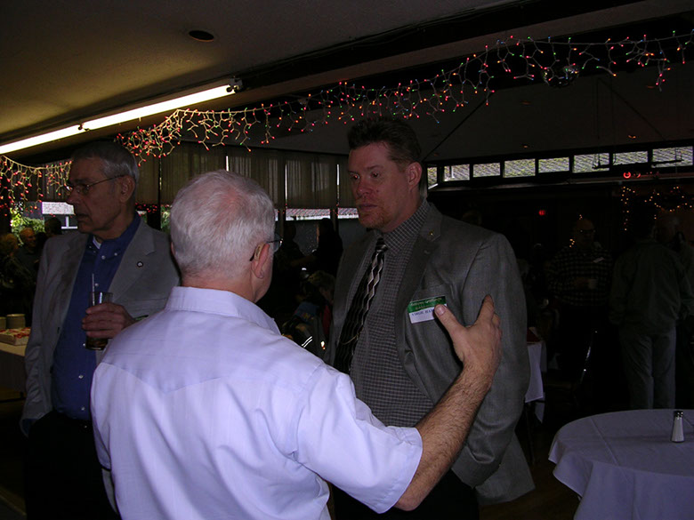 2008Xmas_Retirees_05.jpg