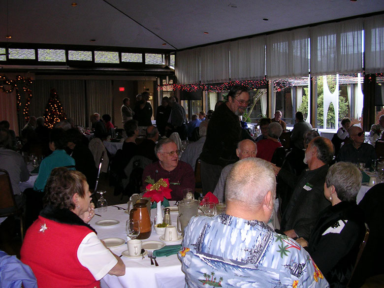 2008Xmas_Retirees_07.jpg
