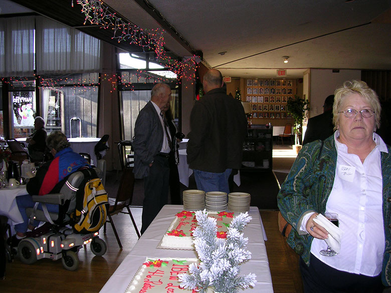 2008Xmas_Retirees_10.jpg