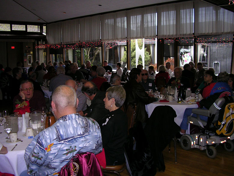 2008Xmas_Retirees_29.jpg