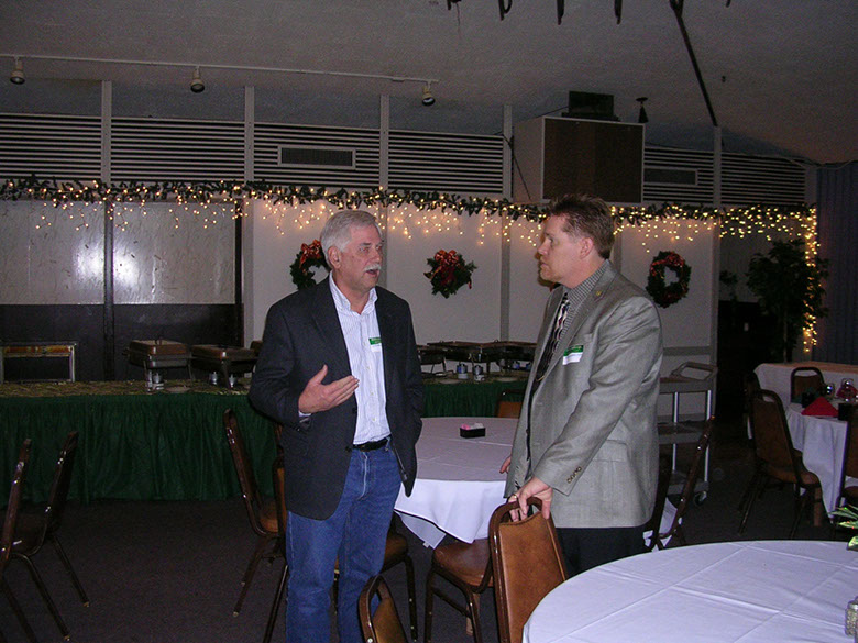 2008Xmas_Retirees_41.jpg