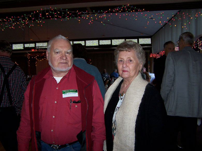 2008XmasRetirees_10.jpg