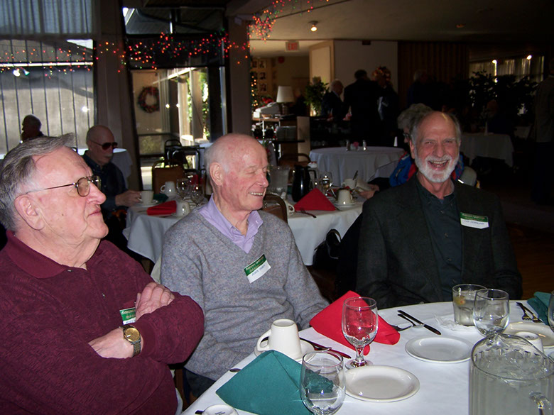 2008XmasRetirees_18.jpg