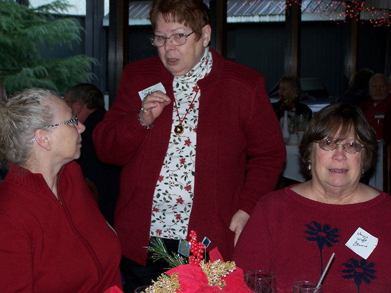 2008XmasRetirees_19.jpg